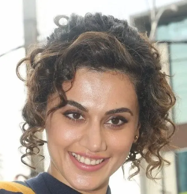 Beautiful Indian Actress Taapsee Pannu Oily Face Closeup